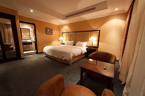 Quiet Dreams - King Abdul Aziz Street Hotel Obhor