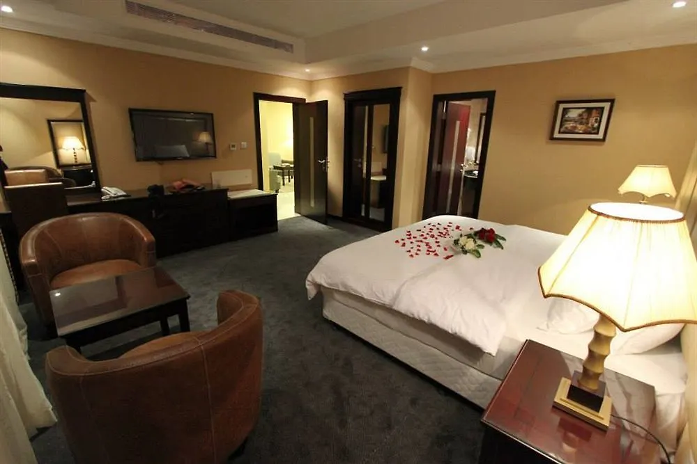 Quiet Dreams - King Abdul Aziz Street Hotel Obhor Jeddah